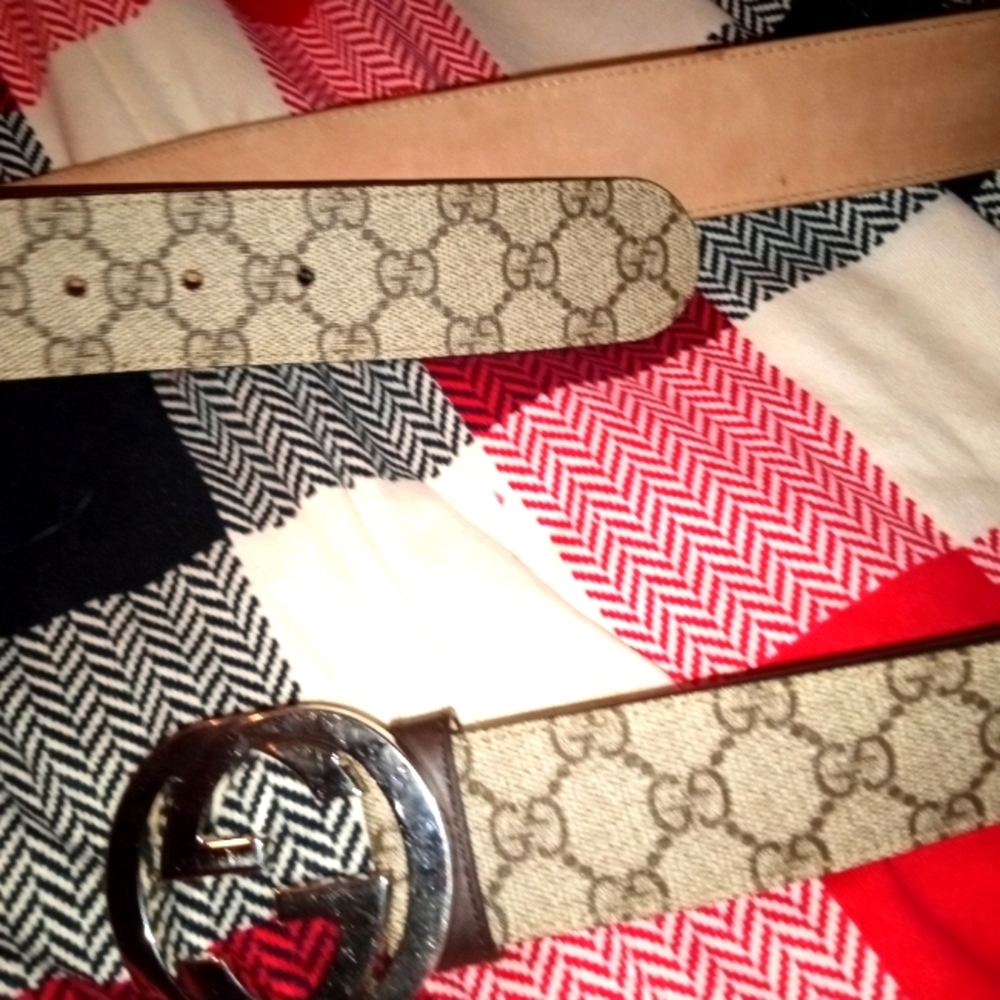 Supreme Gucci belt